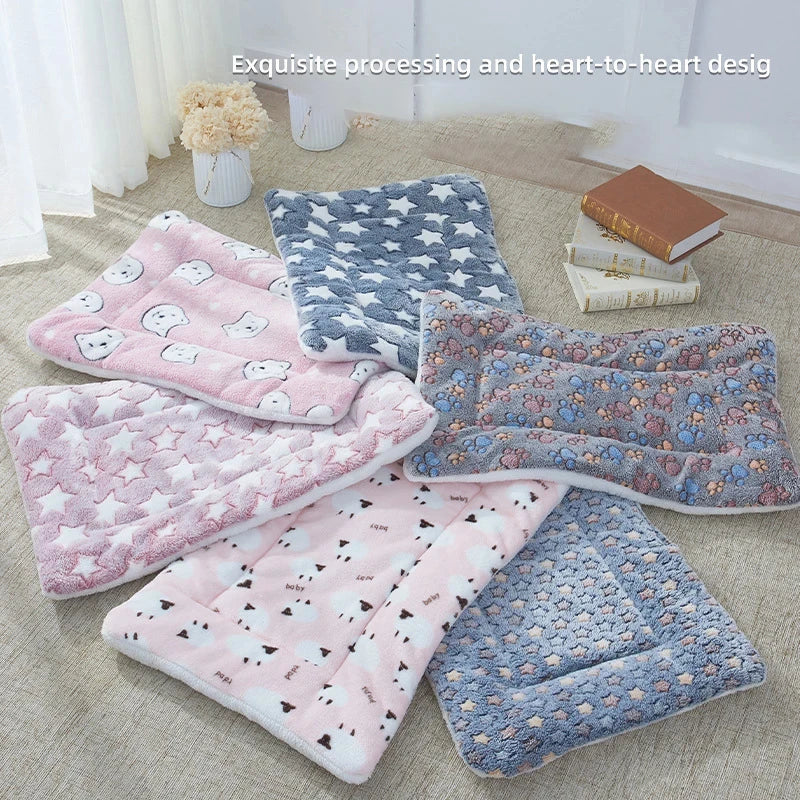 Flannel Pet Sleeping Mat – Cozy Cushion for Dogs & Cats
